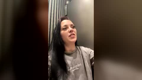 Snapshot of kate_joy_ chatting on June 11, 2026, 9:35 pm Kate online show from June 11, 2026, 9:35 pm