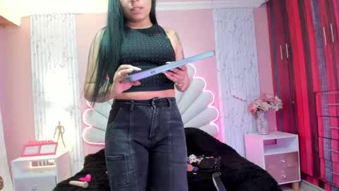 Snapshot of kate_mmoss chatting on May 22, 2026, 3:06 pm kate online show from May 22, 2026, 3:06 pm