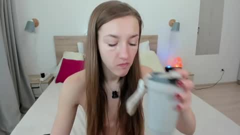 Snapshot of kate_redgar chatting on March 27, 2026, 10:48 am kate_redgar online show from March 27, 2026, 10:48 am