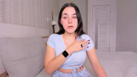 KATE online show from October 25, 2025, 9:17 am