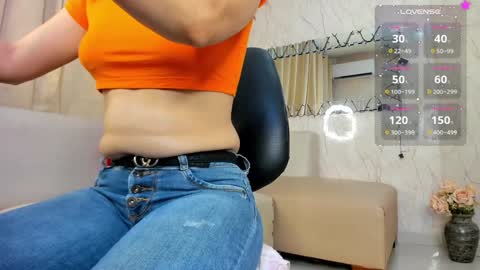 Snapshot of kate_roose chatting on January 7, 2025, 1:03 pm kate_roose online show from January 7, 2025, 1:03 pm