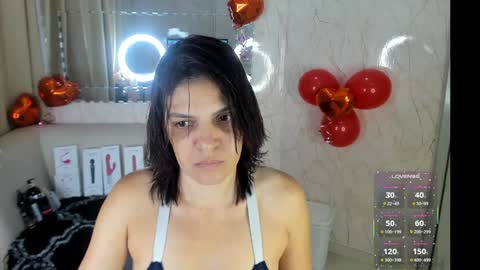 Snapshot of kate_roose chatting on February 4, 2025, 12:44 pm kate_roose online show from February 4, 2025, 12:44 pm
