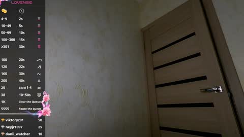 Kate online show from December 22, 2024, 3:44 am