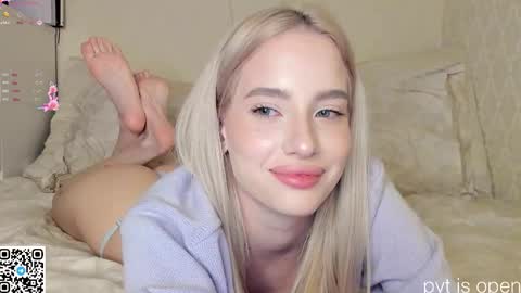 Snapshot of katebremar chatting on February 10, 2026, 10:47 pm online show from February 10, 2026, 10:47 pm