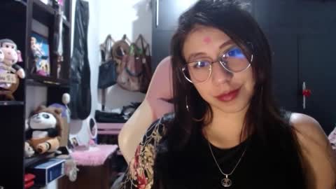 Kateeen18 online show from October 26, 2025, 2:06 am