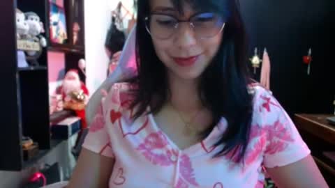 Snapshot of kateeen18 chatting on June 15, 2026, 5:20 am Kateeen18 online show from June 15, 2026, 5:20 am