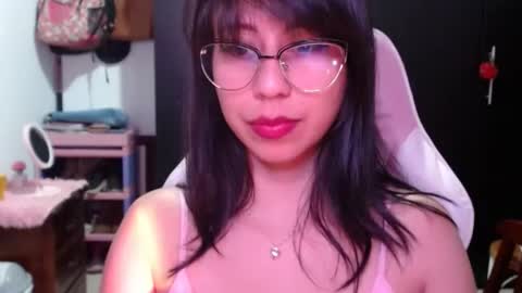 Snapshot of kateeen18 chatting on July 12, 2026, 4:03 am Kateeen18 online show from July 12, 2026, 4:03 am