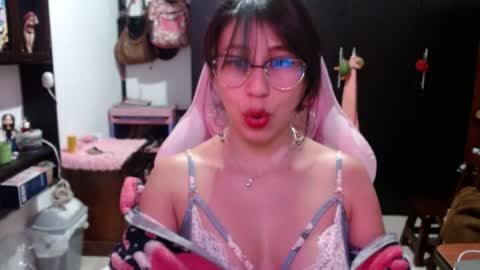 Snapshot of kateeen18 chatting on July 27, 2026, 3:57 am Kateeen18 online show from July 27, 2026, 3:57 am