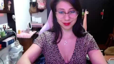Snapshot of kateeen18 chatting on July 28, 2026, 3:35 am Kateeen18 online show from July 28, 2026, 3:35 am