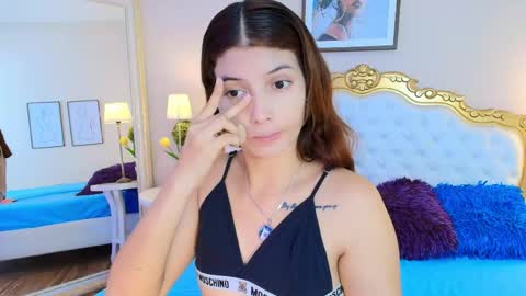 Snapshot of kateemartinez chatting on April 17, 2026, 7:39 pm katee Martinez online show from April 17, 2026, 7:39 pm