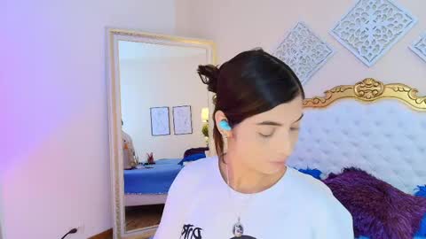 Snapshot of kateemartinez chatting on May 29, 2026, 7:34 pm katee Martinez online show from May 29, 2026, 7:34 pm