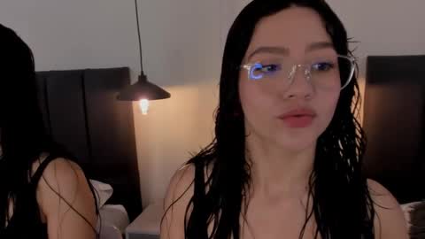 Kate  online show from October 1, 2025, 12:22 pm