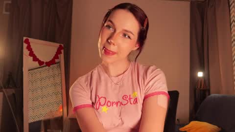 Kate online show from April 4, 2026, 8:45 am