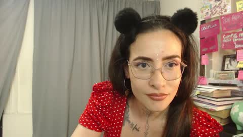 Snapshot of katehathor8 chatting on December 11, 2024, 5:10 am kate keith but here i prefer My Goddess independient model online show from December 11, 2024, 5:10 am