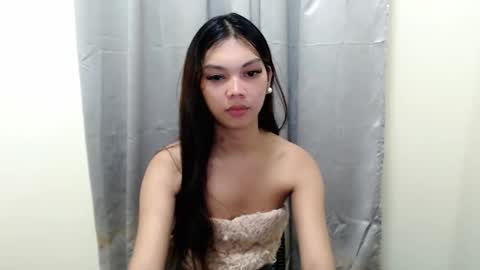 katelynmoore_ online show from November 23, 2025, 6:02 am