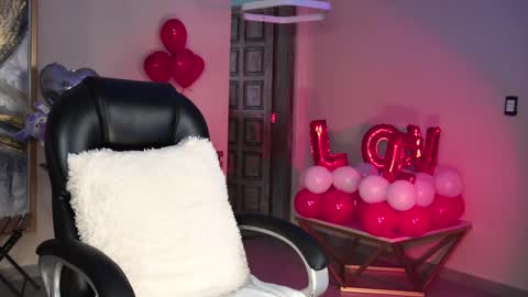 Snapshot of kateowens chatting on February 14, 2025, 7:12 pm Kate Owens online show from February 14, 2025, 7:12 pm