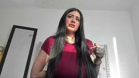 love meeee online show from April 24, 2026, 9:39 pm