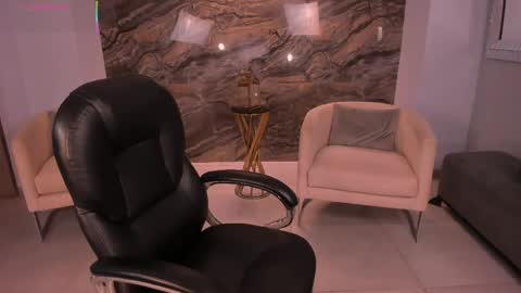 K A T E  online show from April 25, 2026, 1:41 pm