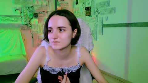 Snapshot of katewillows chatting on February 11, 2026, 4:17 am katewillows online show from February 11, 2026, 4:17 am