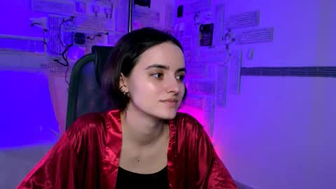 katewillows online show from March 15, 2026, 4:29 am