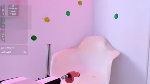 Snapshot of katey_curvy01 chatting on December 18, 2024, 7:04 am katey Curvy01 online show from December 18, 2024, 7:04 am