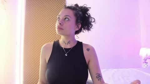 KatheGomez  online show from January 25, 2025, 1:32 am