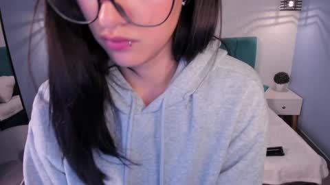 Snapshot of katherin_smith_ chatting on December 7, 2024, 10:23 am kathe online show from December 7, 2024, 10:23 am