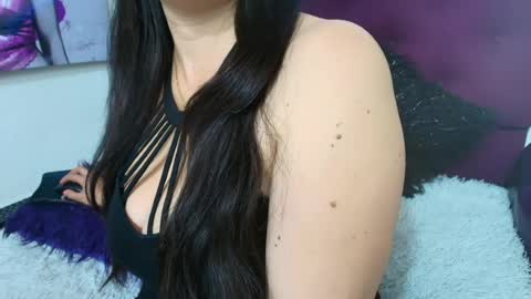 katherine_blair online show from June 24, 2026, 1:10 pm