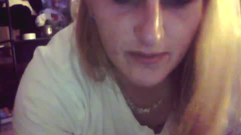 Snapshot of katherinelynn8685 chatting on June 12, 2026, 11:46 pm katherinelynn8685 online show from June 12, 2026, 11:46 pm