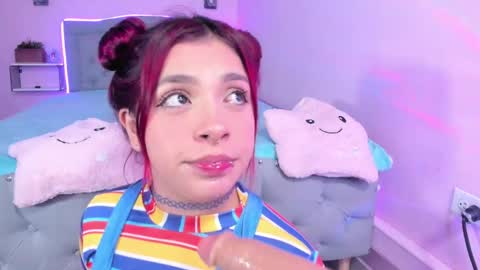 Kathia  online show from March 8, 2025, 7:38 am