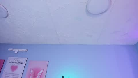 Kathia  online show from September 12, 2025, 4:12 am