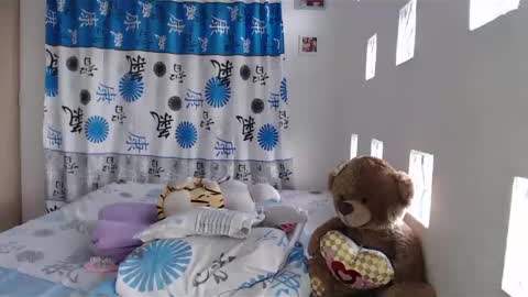 Snapshot of kathiie_ chatting on December 4, 2024, 5:55 pm K A T H I E online show from December 4, 2024, 5:55 pm