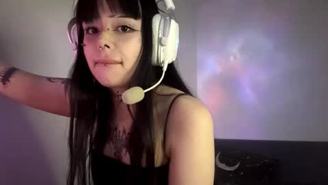 Luna online show from March 30, 2026, 3:13 pm