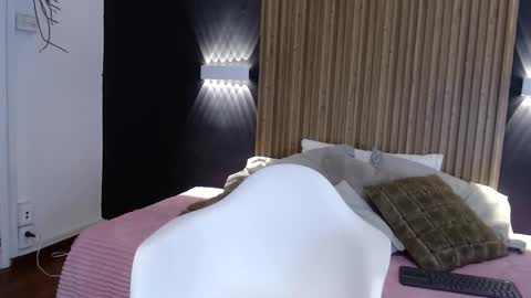 katia_bss online show from February 18, 2025, 3:10 pm