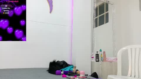 . . KATIA . . online show from June 10, 2026, 7:13 pm
