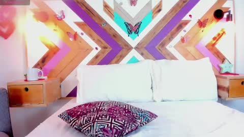 Katia online show from March 16, 2026, 8:13 pm