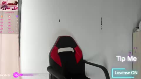 Snapshot of katialips_ chatting on October 3, 2025, 4:48 pm Katia online show from October 3, 2025, 4:48 pm