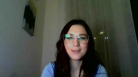 katie_foxi online show from February 21, 2025, 5:09 pm