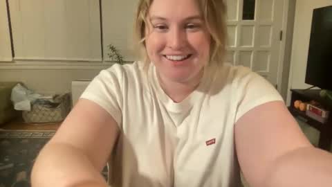 katiecopper27 online show from May 27, 2026, 1:57 am