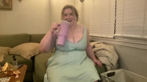 Snapshot of katiecopper27 chatting on June 14, 2026, 3:30 am katiecopper27 online show from June 14, 2026, 3:30 am