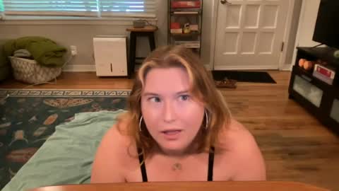 Snapshot of katiecopper27 chatting on July 16, 2026, 10:38 pm katiecopper27 online show from July 16, 2026, 10:38 pm