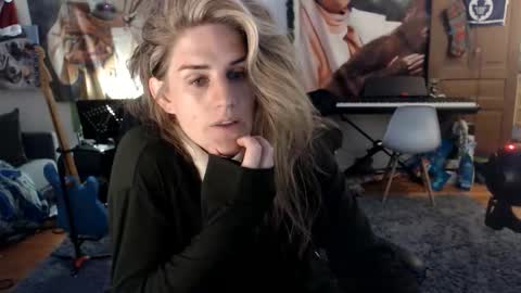 Snapshot of katiecutie_5 chatting on May 29, 2026, 4:21 am Katie online show from May 29, 2026, 4:21 am