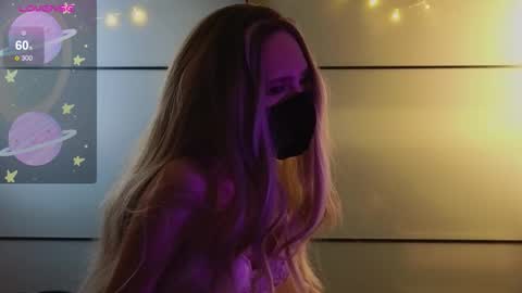 katienatt online show from March 26, 2026, 3:34 am