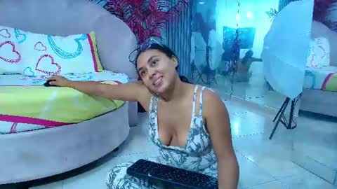 Snapshot of katiiavega chatting on July 24, 2026, 8:18 pm online show from July 24, 2026, 8:18 pm