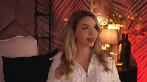 Snapshot of katjolie chatting on November 22, 2025, 8:30 pm KatJolie online show from November 22, 2025, 8:30 pm