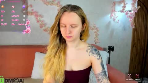 Snapshot of katrina_bail chatting on September 9, 2025, 1:05 am Katrina Bail online show from September 9, 2025, 1:05 am