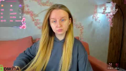 Snapshot of katrina_bail chatting on September 19, 2025, 12:12 am Katrina Bail online show from September 19, 2025, 12:12 am