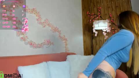 Snapshot of katrina_bail chatting on September 22, 2025, 12:01 am Katrina Bail online show from September 22, 2025, 12:01 am