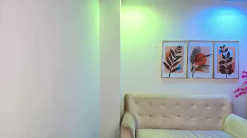 Katrina online show from September 12, 2025, 7:36 pm