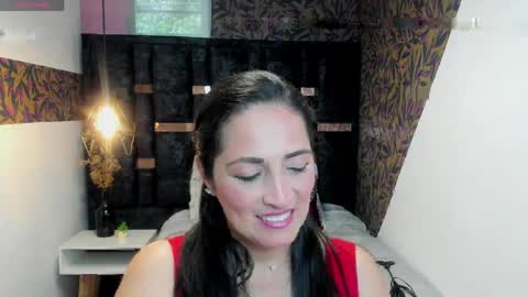 K A T T E  online show from May 5, 2026, 7:44 pm